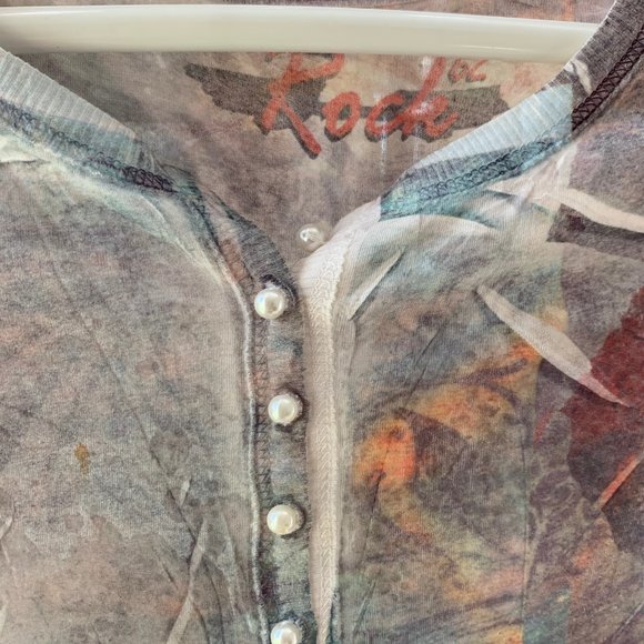 Rock It Tee - Picture 3 of 9